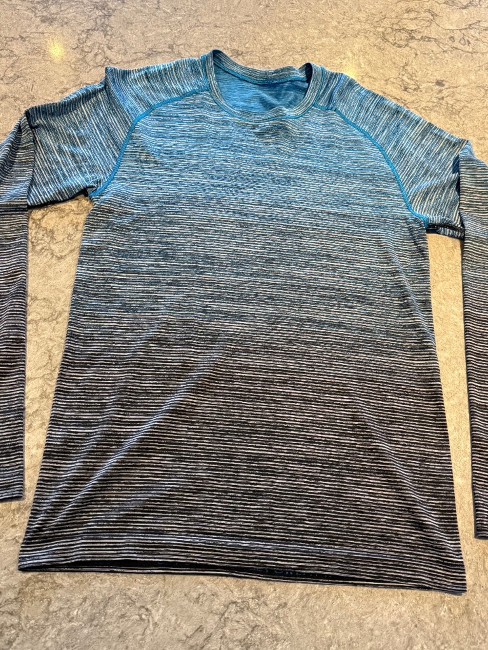 lululemon Metal Vent Tech Long-Sleeve Shirt small